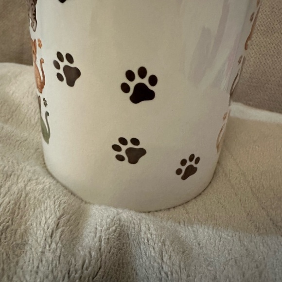 Life is Better with Cats Mug - Imperfections - Picture 5 of 5